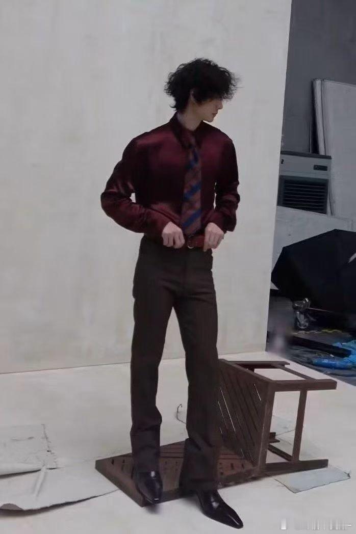 我不行了。。。好像又又又给王一博磨裆了啊啊啊啊啊