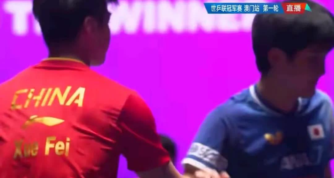 张本智和的天塌了！天天研究国乒主力，赢过林诗栋、赢过向鹏、打王楚钦也能扛下两局；