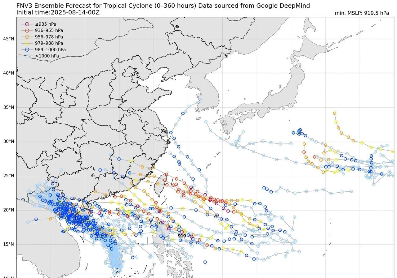 本周周末南海将有新热带低压发展，华南沿海留意风雨天气当前各大数值模式，包括AI