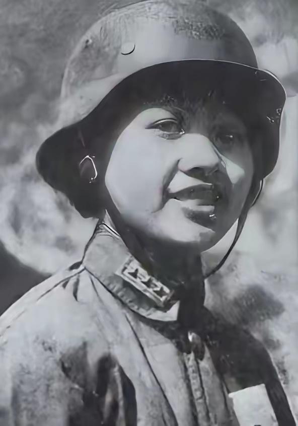 1942年，廖耀湘听说远征军女兵刘桂英活着走出野人山，他大感惊奇，连忙接见她，