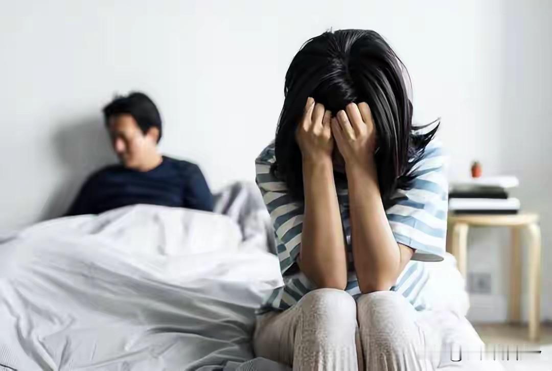 37岁宝妈面试前台，只要2500块，只提一个要求：早上晚到1小时，送完孩子就来，