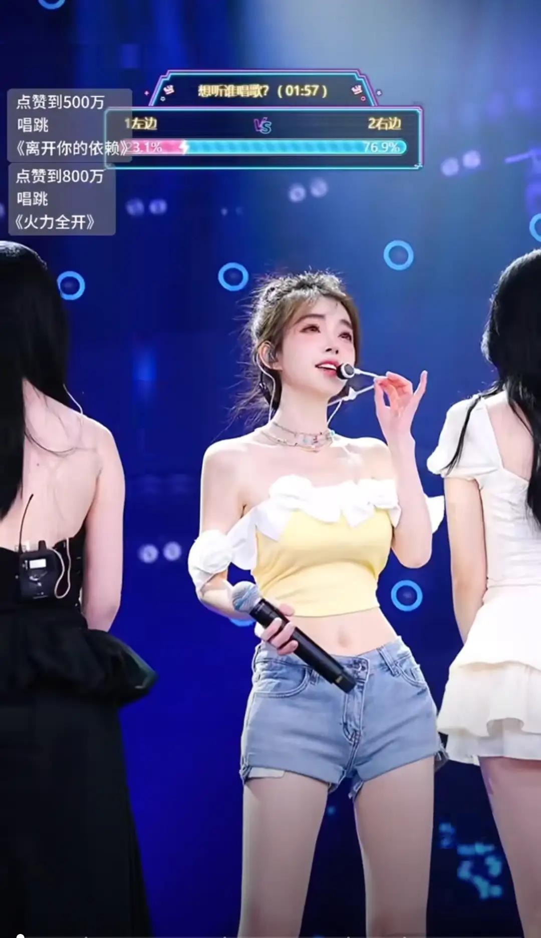 冯提莫抗癌复播13分钟就被封了，直播间更有百万人观看，这就很尴尬了。其实，冯提