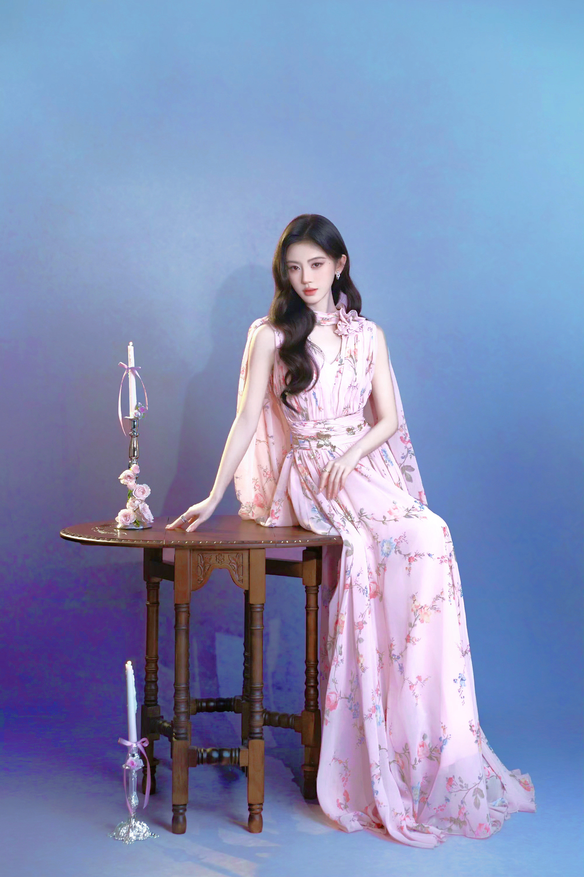 美人如花🌸鞠婧祎紫罗兰裙造型​​​