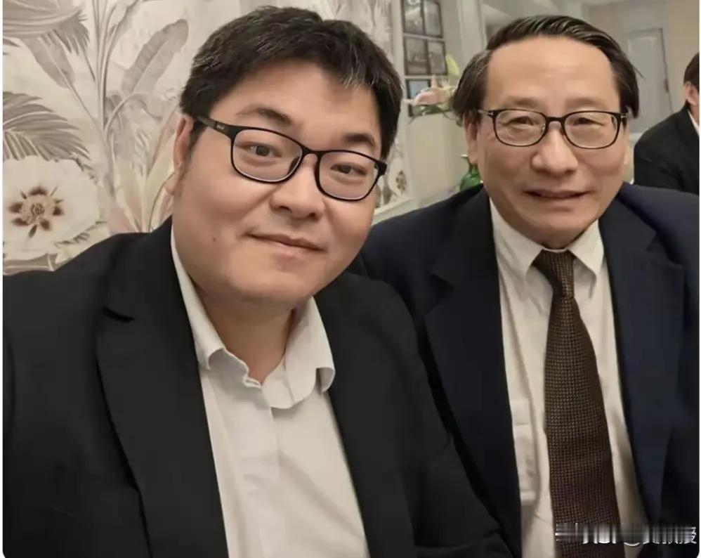 小黄教授真敢说:有些人日子过得像垃圾，却成天在互联网嚼舌头，对比自己优秀的人评头