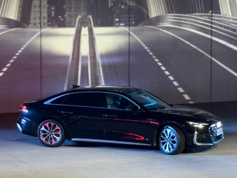 全新一代奥迪A6L，看起来还行我与汽车的日常汽车杂谈汽车资讯