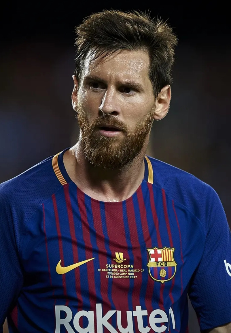 真迷，还是装迷？梅西去诺坎普球场参观，巴萨居然对此毫不知情。从梅西晒图的这一细节