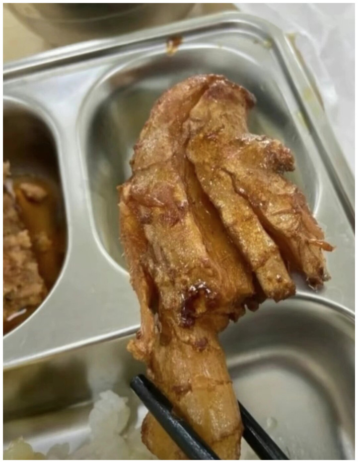 笑死，这操作太离谱了！