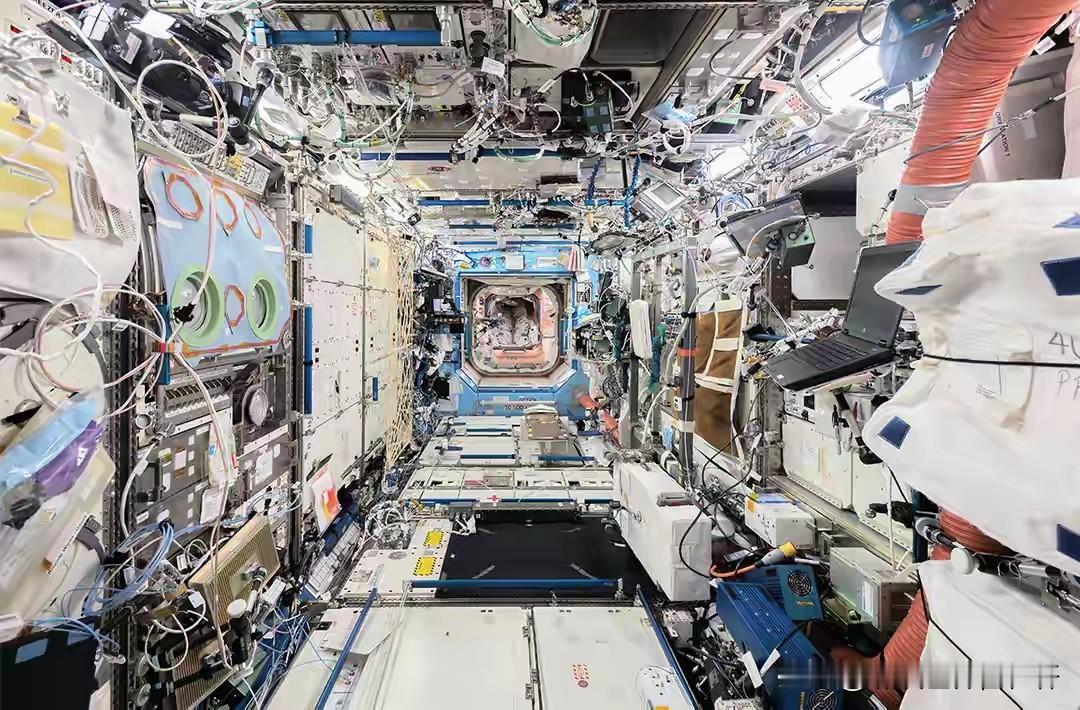 NASA6月5日表示，国际空间站空气泄漏问题，俄宇航员正对问题舱段试图修复，