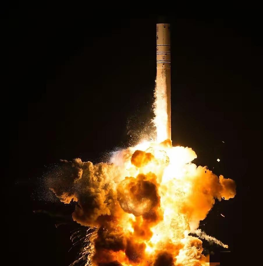 西昌和酒泉，24小时内，火箭接连砸了。都说航天是高精尖，可今天这一幕，岂不是把