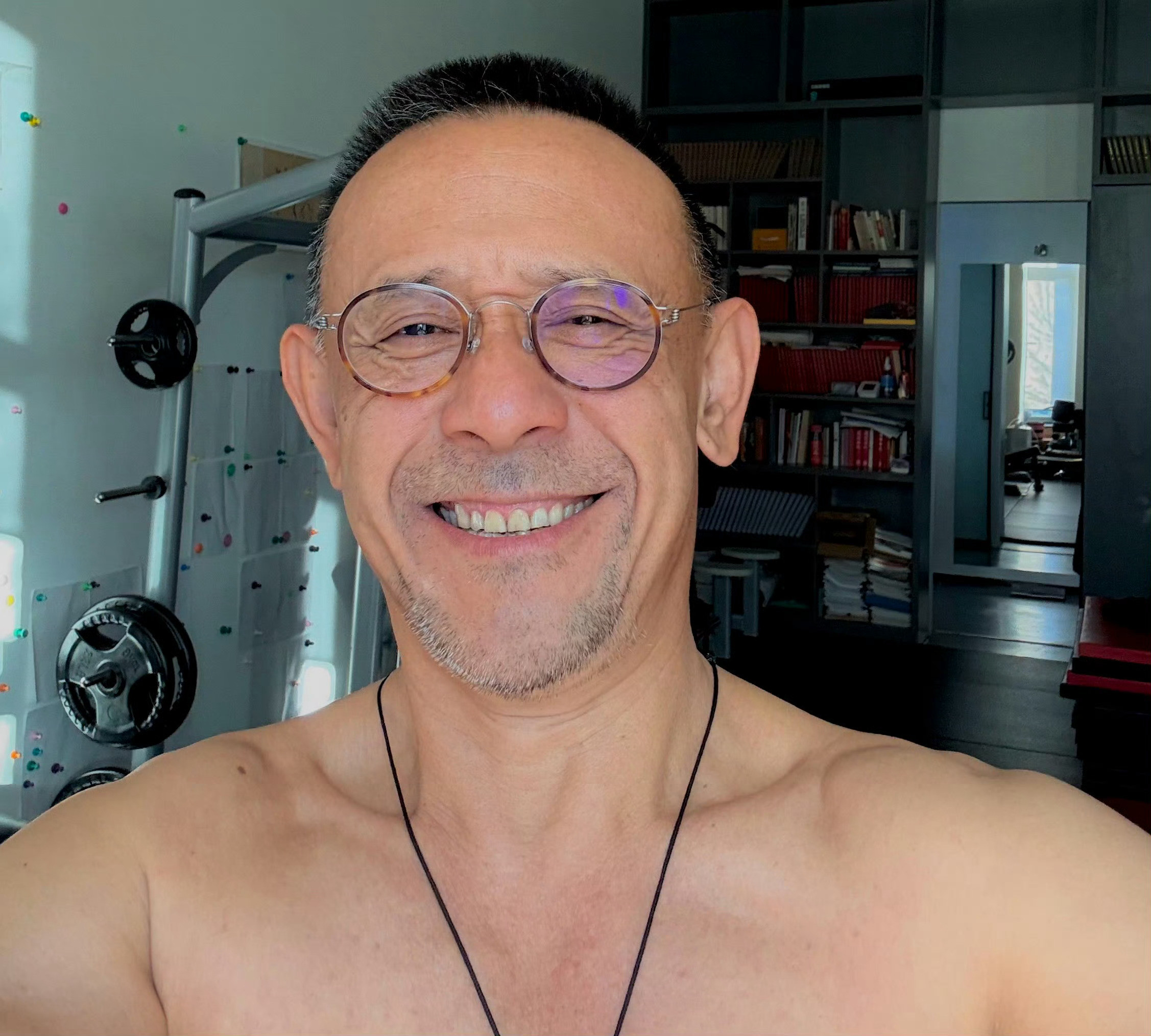 姜文63岁生日自拍🤳