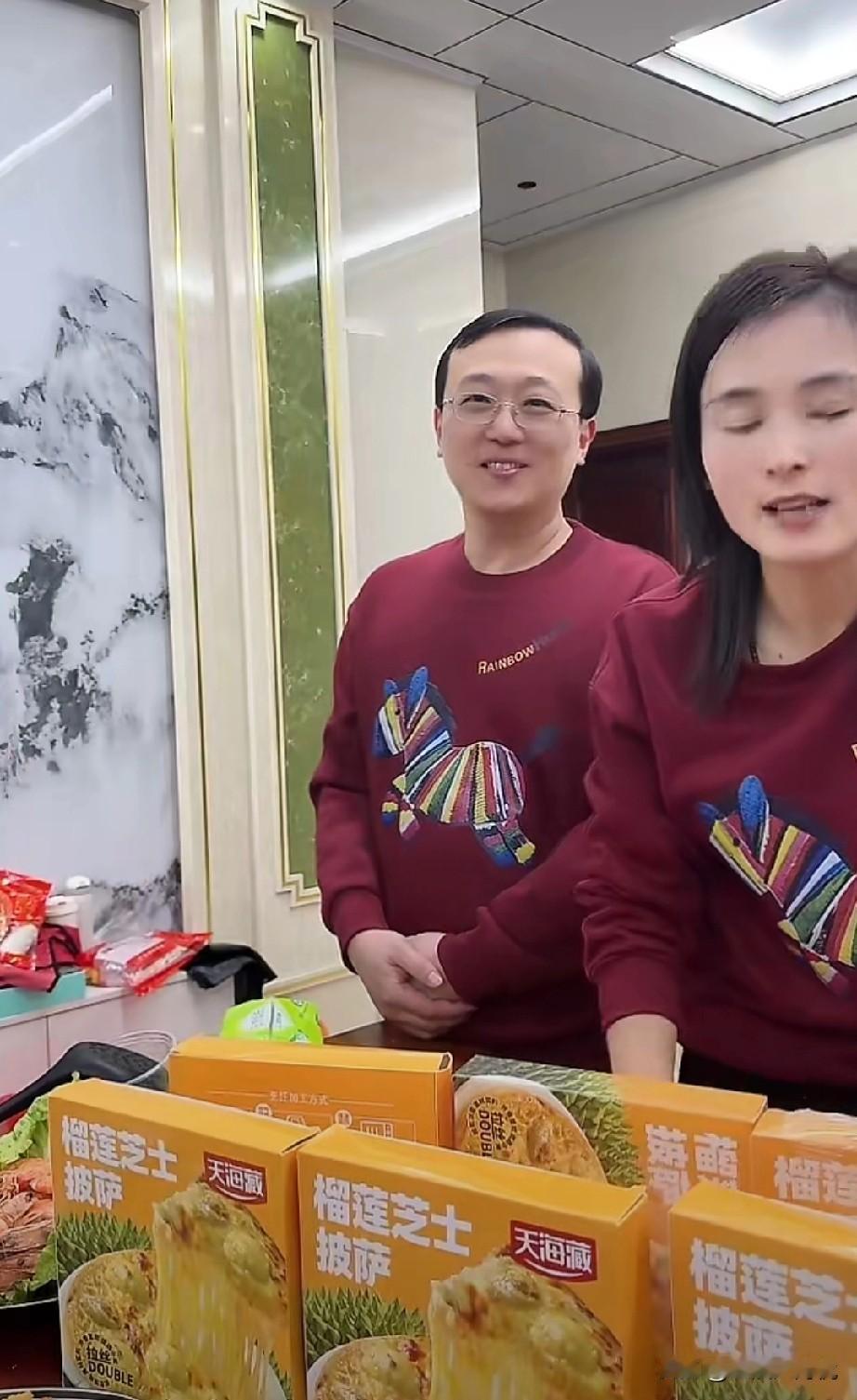 网友说，瑾汐是不幸的，但是她又是幸运的，不幸的是被原生家庭抛弃，幸运的是被养