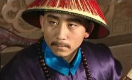 1997年，胡玫筹拍《雍正王朝》时，坚决让小透明赵毅出演李卫，投资方发脾气了：他