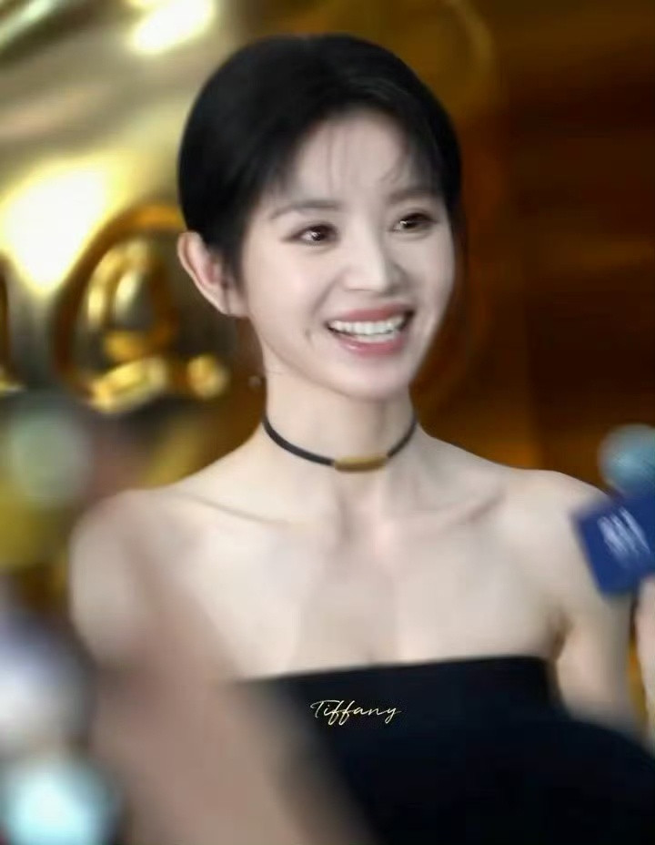 田曦薇刘海怎么样都又美又甜