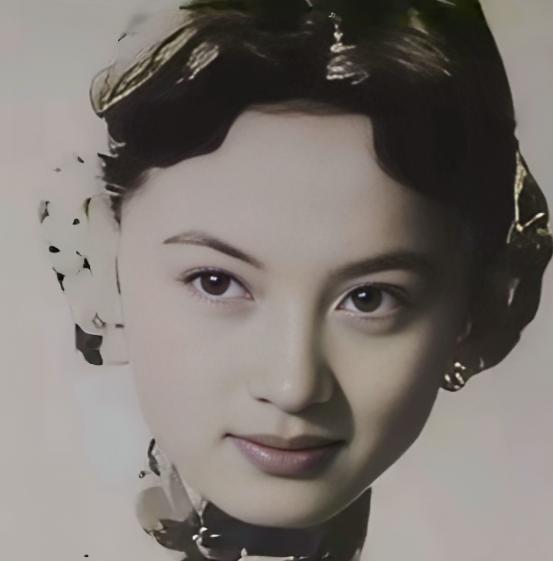 1918年，唐继尧让妻妾以打麻将的名义，将手下庾恩旸的妻子钱秀芳约到家里，还没打