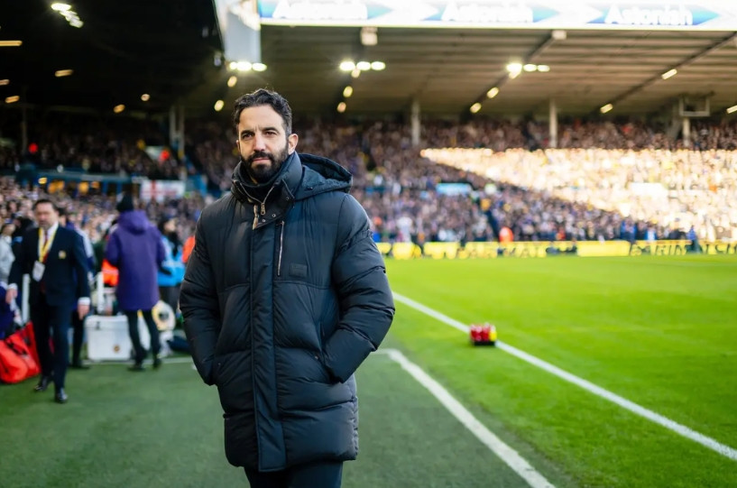 关于曼联主帅阿莫林光速下课，其实有更多的瓜：1、拉特克利夫爵士所谓的给阿莫林