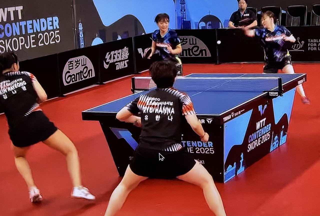 韩国女双组合金娜英&柳韩娜3-1战胜日本女双组合大藤沙月&横井咲樱组合，夺得WT