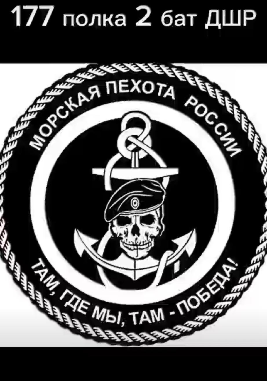 够戏剧，一边是被俄军用巴掌扇懵逼吓得半死的美国雇佣兵，一边是笑嘻嘻的看戏的乌军俘