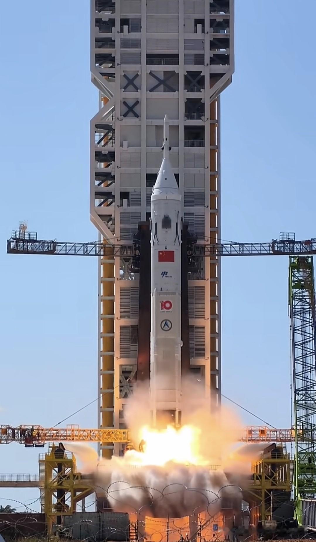 2月11号长征10号一级试验箭发射相关试验亮点很多，比如新型号火箭、新型号飞船、