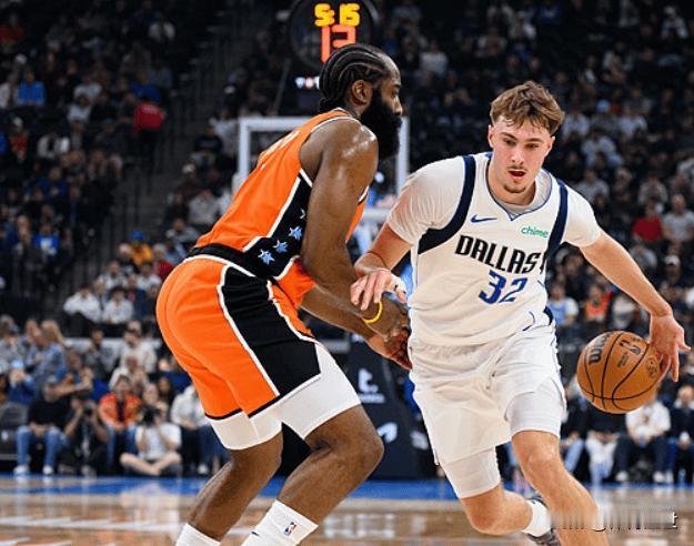 快船最近的表现简直让人跌破眼镜！先是昨天107-112不敌灰熊，今天又在主场