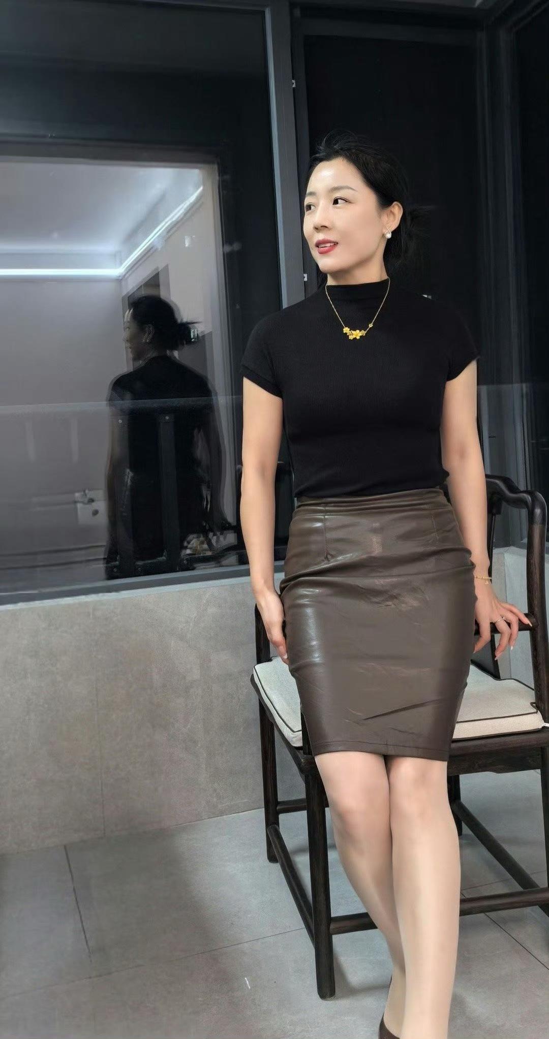 喜欢老阿姨正常吗