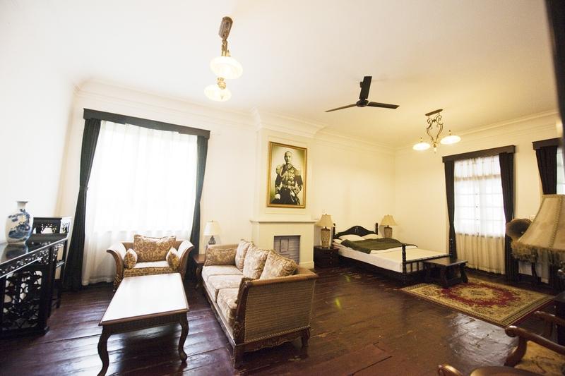 老蒋杀掉吴石后肠子悔青，真是自食恶果。1950年6月10日，他没走法院流程就批了