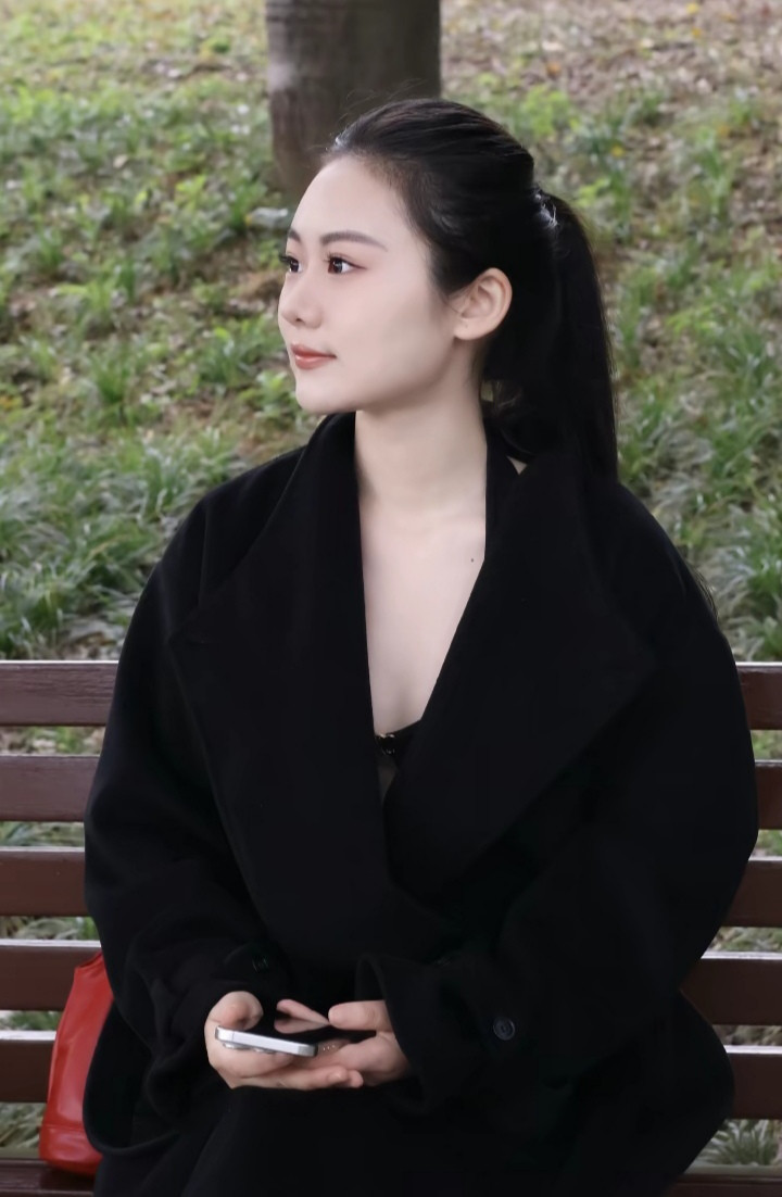 气质美女，贼啦漂亮