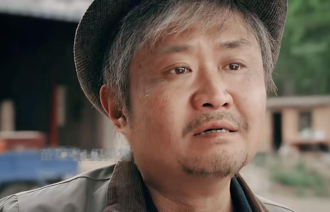 相声演员苗阜扮演的何大锤，可谓是《主角》里最鲜活的小人物之一。苗阜作为