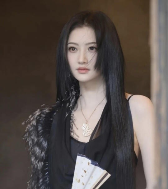 景甜这个发型也太美了吧！我也想剪这个发型了