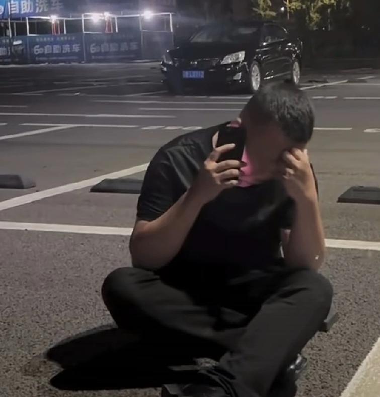 为什么现在已婚的男人越来越不愿意回家了，不是他们不爱这个家，也不是他们在外面有了