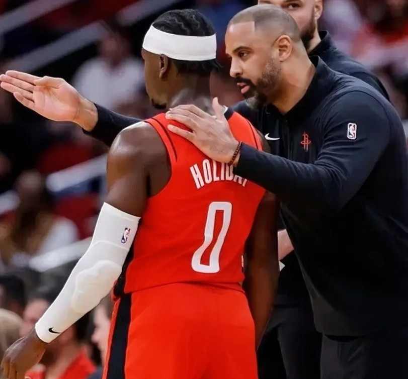 霍勒迪的爆发，救了乌度卡！火箭114-104骑士，实现5连胜！但是火箭差点在