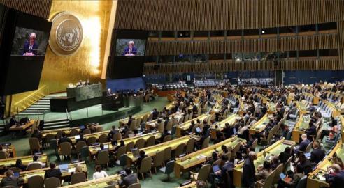 简直精彩！在联合国的会场上气氛瞬间紧绷，三十多个国家联手向中国施压，原本看起来像