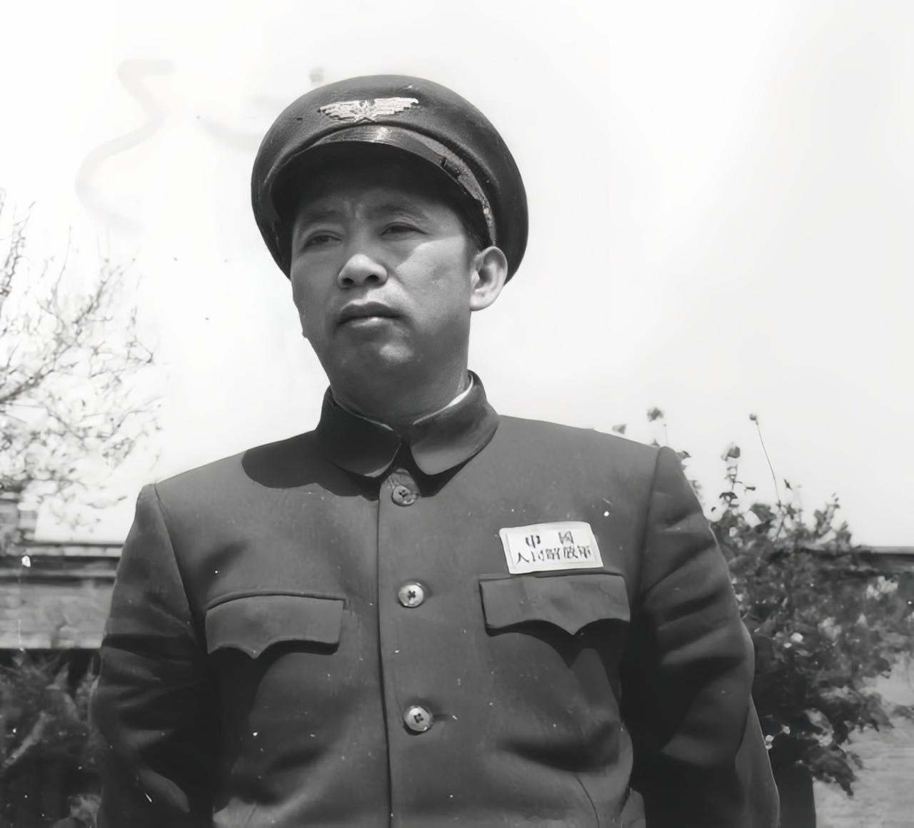 十四兵团司令员为何选定刘亚楼？1949年春全军整编，第四野战军组建第14兵团，