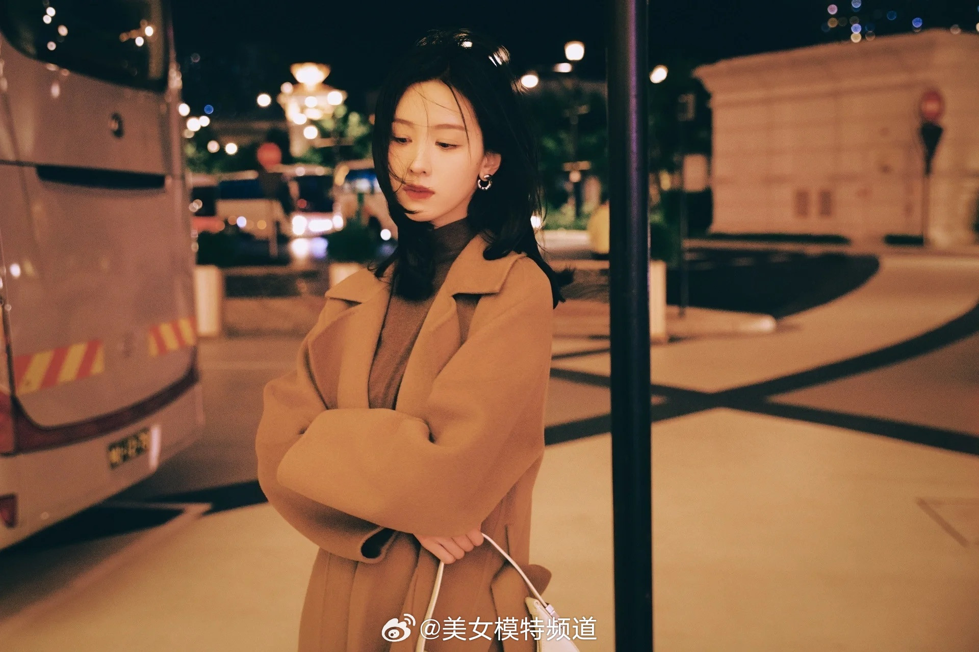 陈都灵的一组时尚穿搭大赏