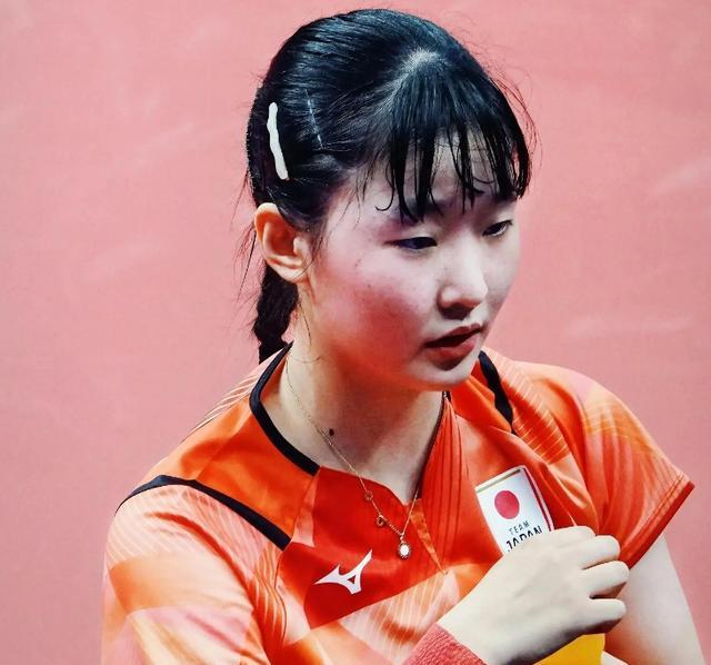 张本美与王曼昱的差距越拉越大了！中国大滿贯四分之一决赛，张本美和与王曼昱展开争夺