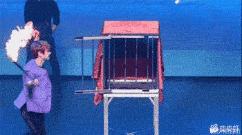 这下好了，一不小心暴露了[捂脸哭]