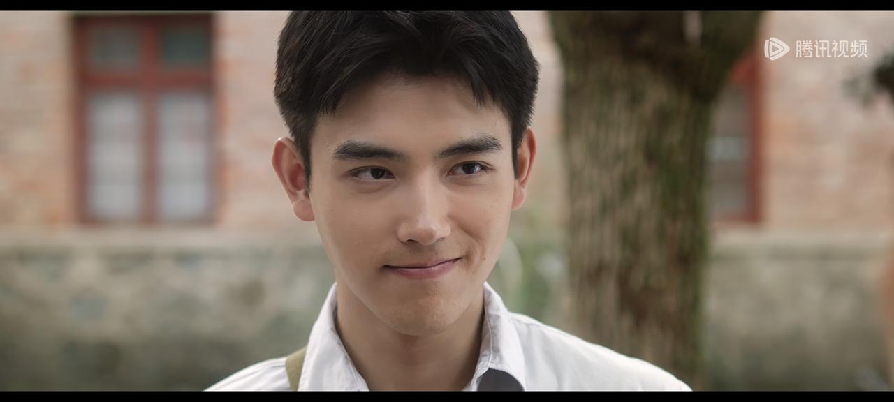 看了陈飞宇的年代剧，发现一个问题。他怎么就这几个表情？虽然不是瞪眼睛，大都会喜欢