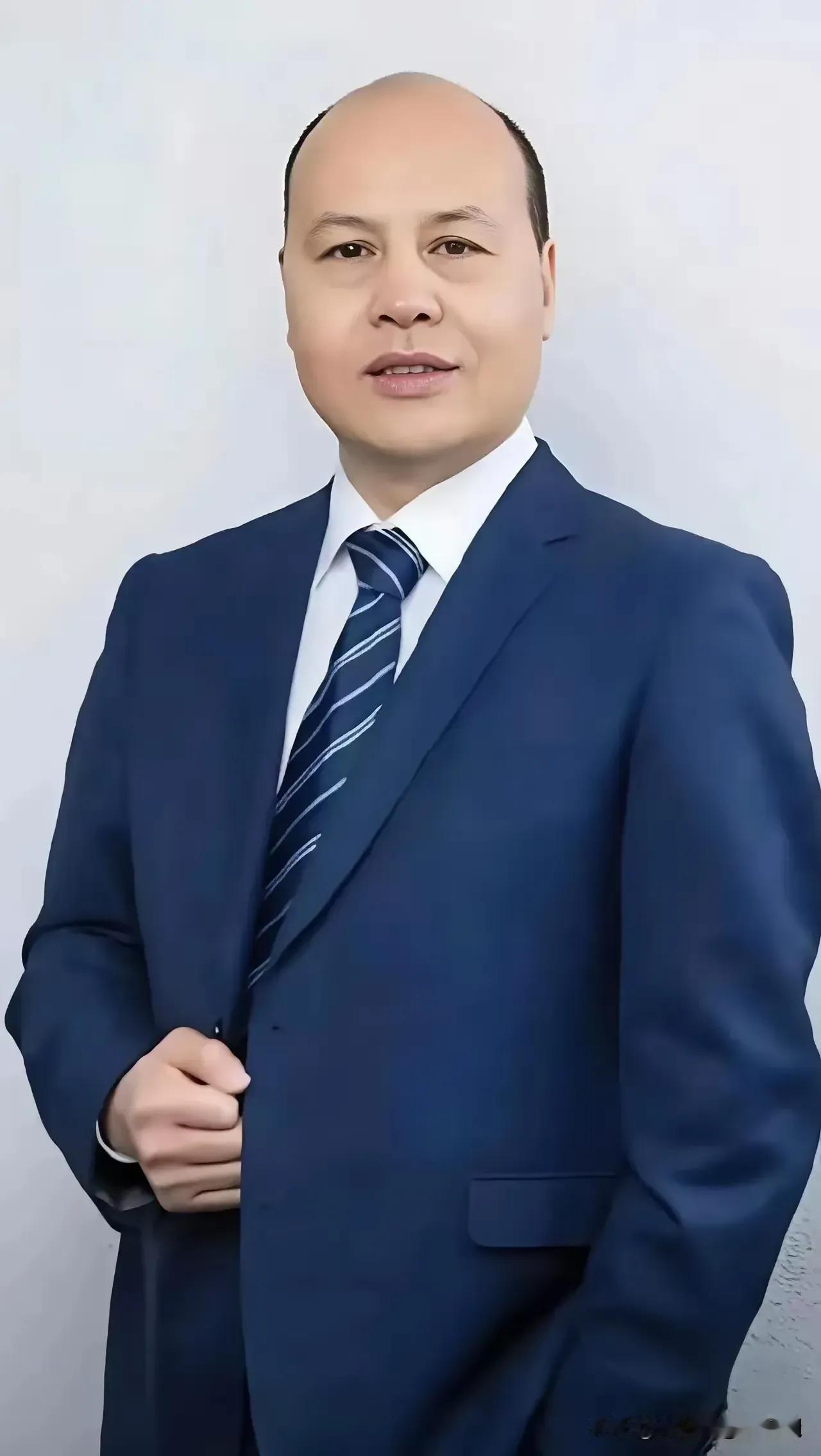这位王老板为何宁愿坐四年牢，也不提起上诉，为什么？崔丽丽真是聪明啊，关键时刻
