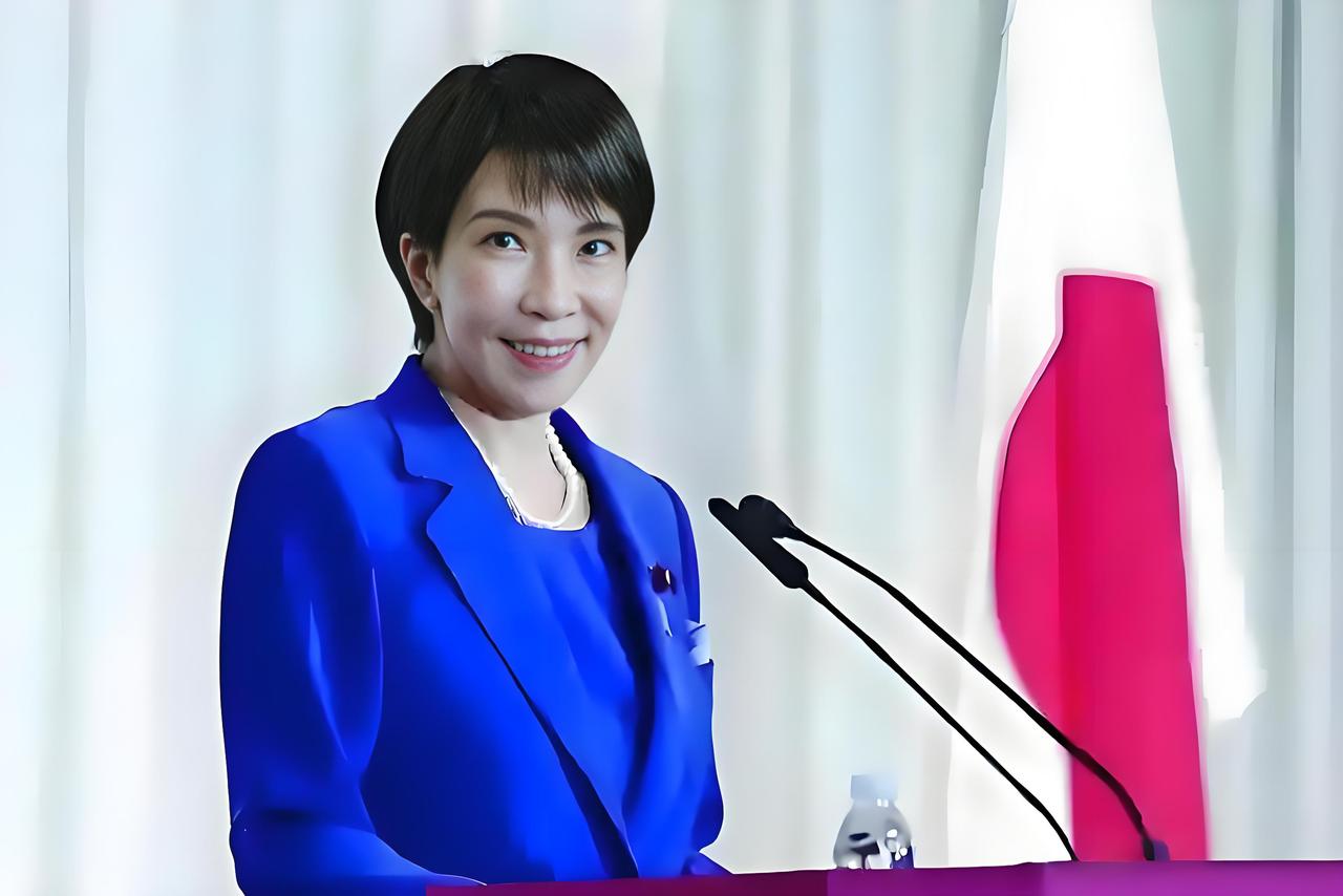 今天我问我媳妇：你认识高市早苗吗？我媳妇说：不认识。他接着说：是不是那个给中