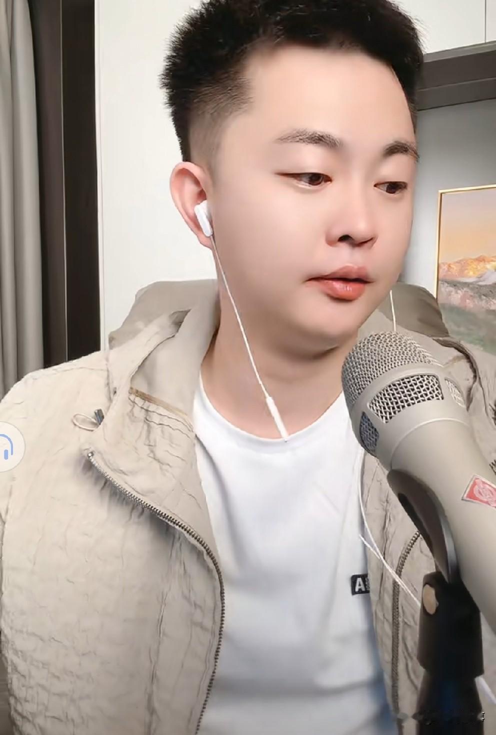 女方搜证起诉，巴扎黑紧急提醒“圈内”兄弟收口！巴扎黑表态仍愿帮女方重回互联网，“