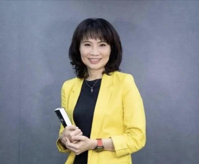 郑丽文又出手了，聘请陈凤馨为国民党文传会副主委。郑丽文是要为国民党在2026