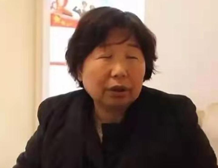 笑晕！他大娘蹭李律热度翻车了！流量这东西真有意思有些人拼命想追却总