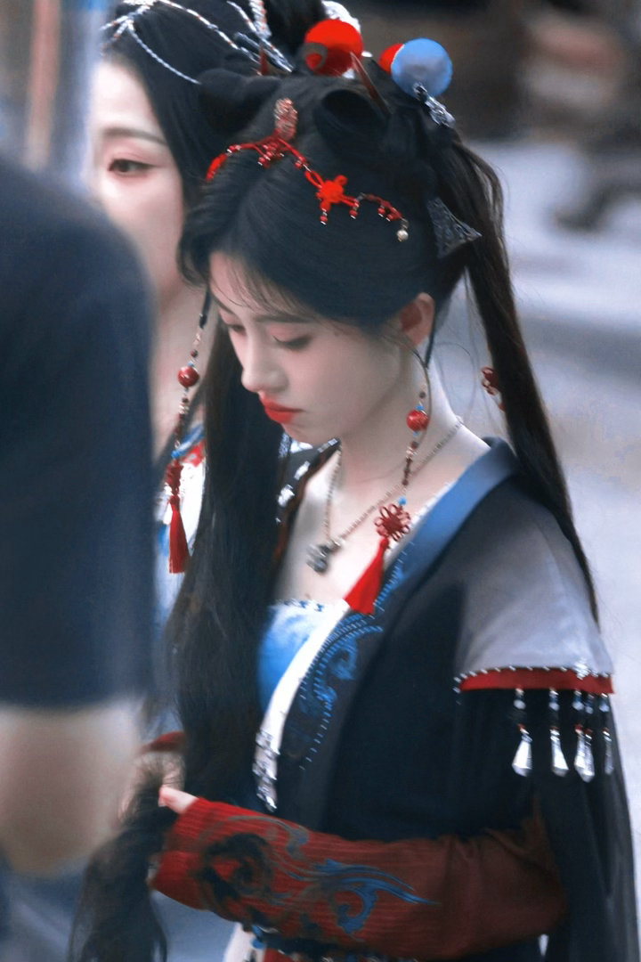 🍊鞠婧祎万花世界🍊鞠婧祎苏绿夏我只爱你，我保证.˃˄˂​​​