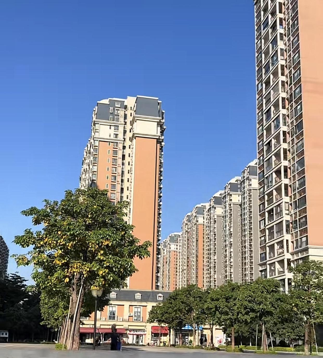 买房只要不卖就没亏！广州增城誉山国际，记得15-16年开盘时是7000多，20