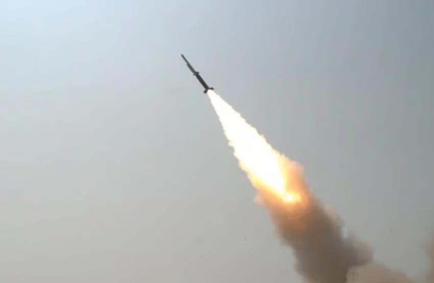 印度“国家的骄傲时刻”：成功测试神秘的远程空空导弹。据巴基斯坦媒体报道，印度成