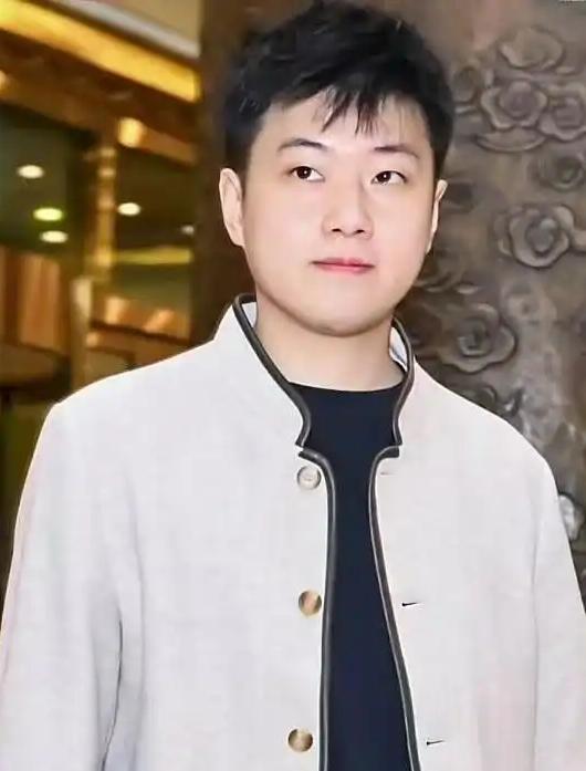 赵心童一轮游，被排名111位小伙淘汰出局，爆出大冷！斯诺克单局限