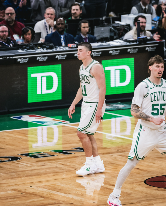 普理查德的传球和塔图姆真是天差地别塔图姆属于，看球的球迷没看到机会，他已经把