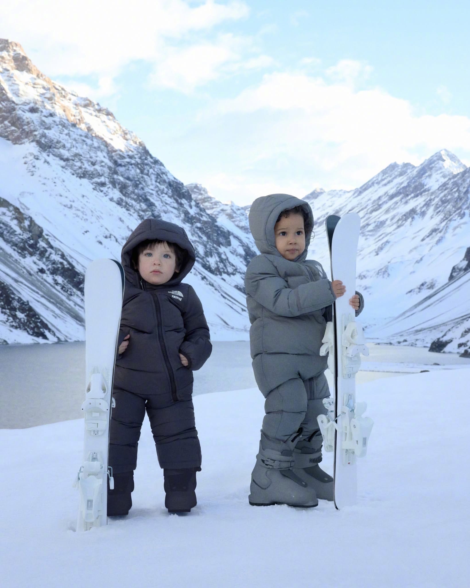 金.卡戴珊的SKIMS推出TheNorthFacexSKIMS联名系列