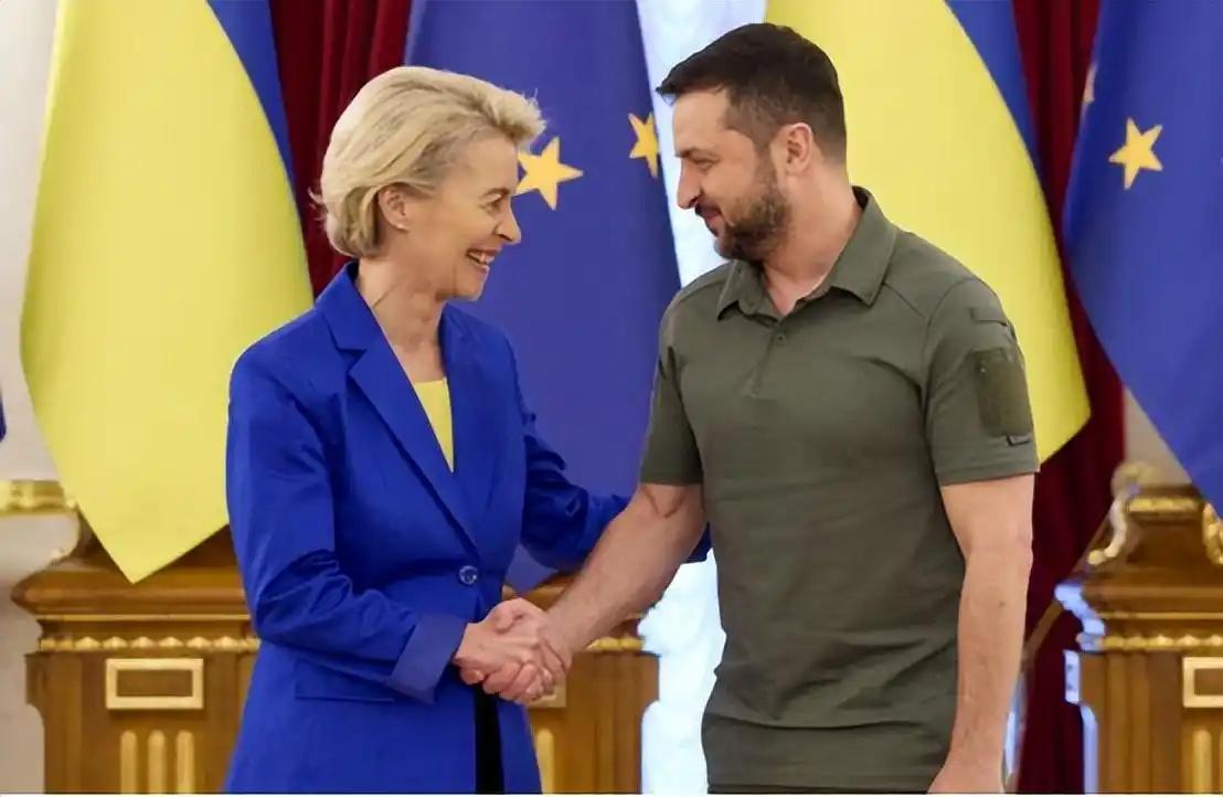 为什么欧洲非得死命支持乌克兰？原因很简单：如果乌克兰这场战争结束了，下一轮的麻烦