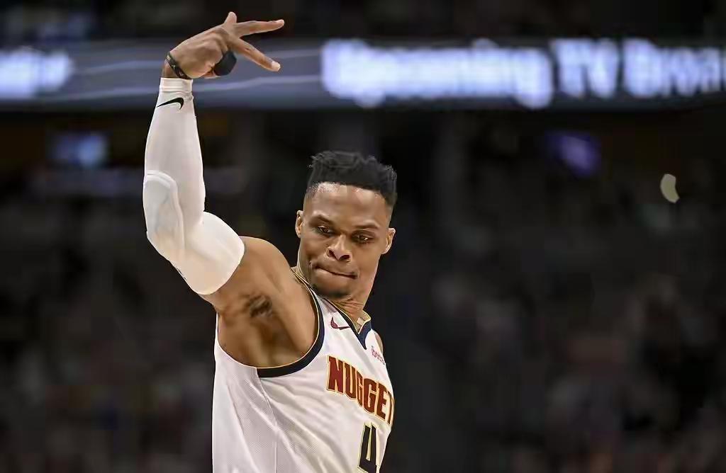 惋惜！丹尼格林爆出来威少跳出合同真因！直播吧10月2日讯近日，前NBA球员丹