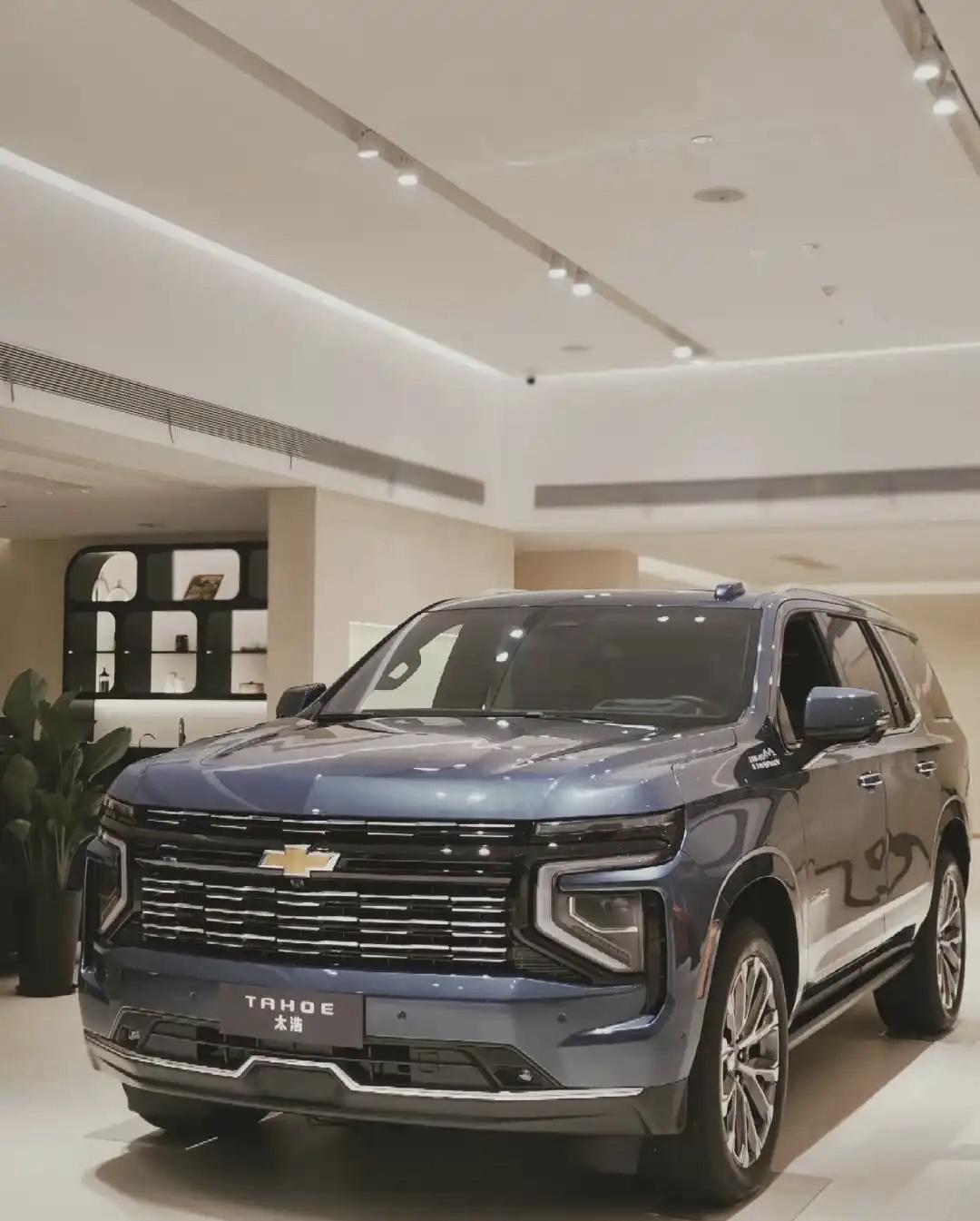 雪弗兰太浩，美式全尺寸SUV，尺寸：5382x2058x1940mm，轴距：30